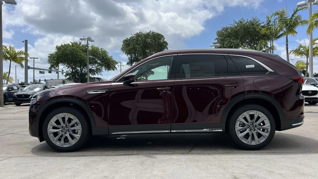 2025 Mazda CX-90 Premium Plus Package - Photo 27