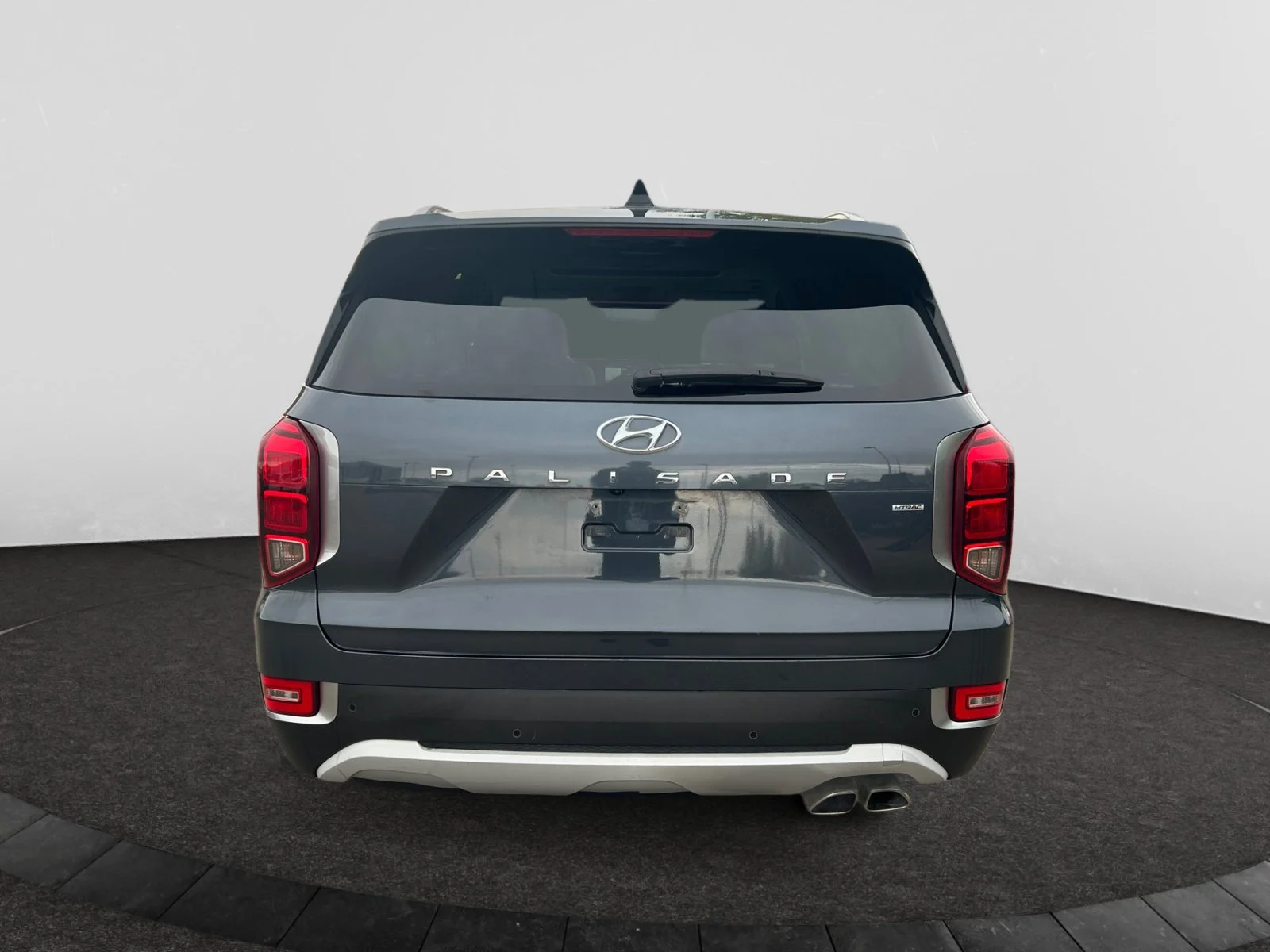 Used 2020 Gray Hyundai Luxury AWD image 4