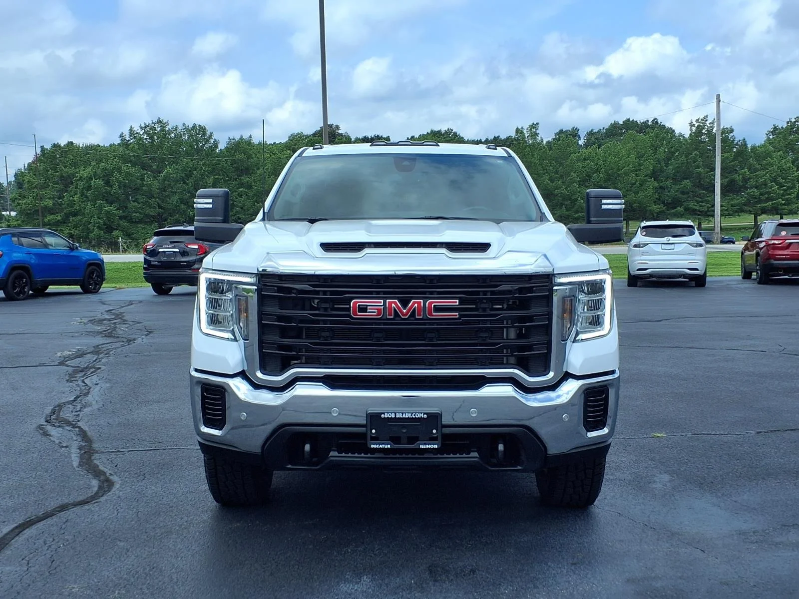 Used 2023 White GMC Pro image 22