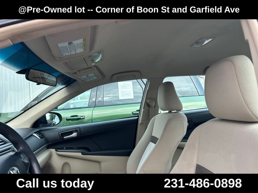 Used 2012 Red Toyota LE image 13