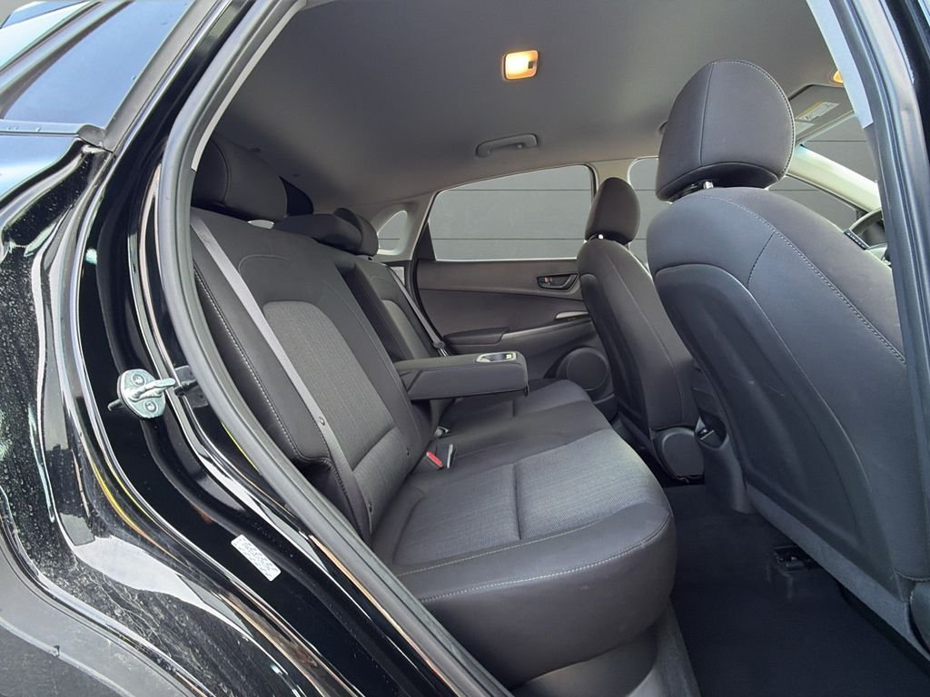 2023 Hyundai Kona SEL - Photo 13