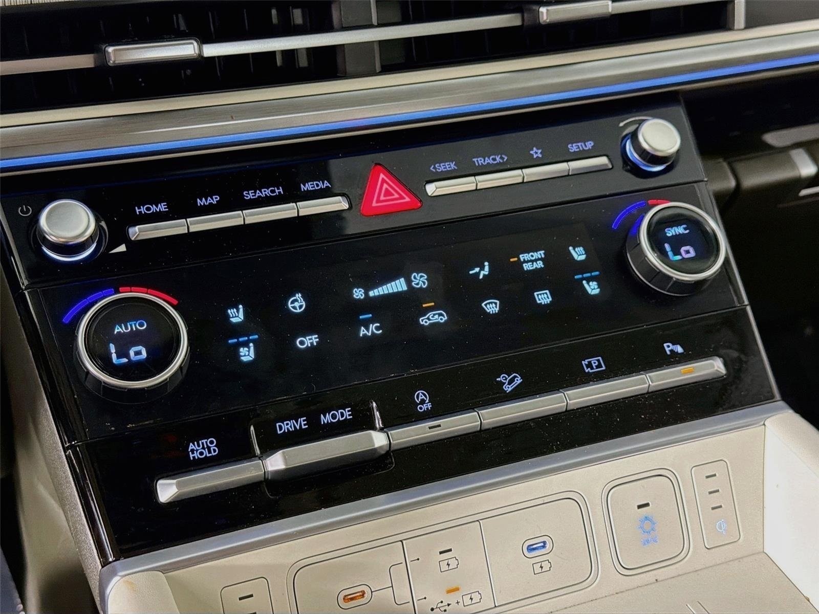 Used 2024 Ecotronic Gray Hyundai Calligraphy image 18