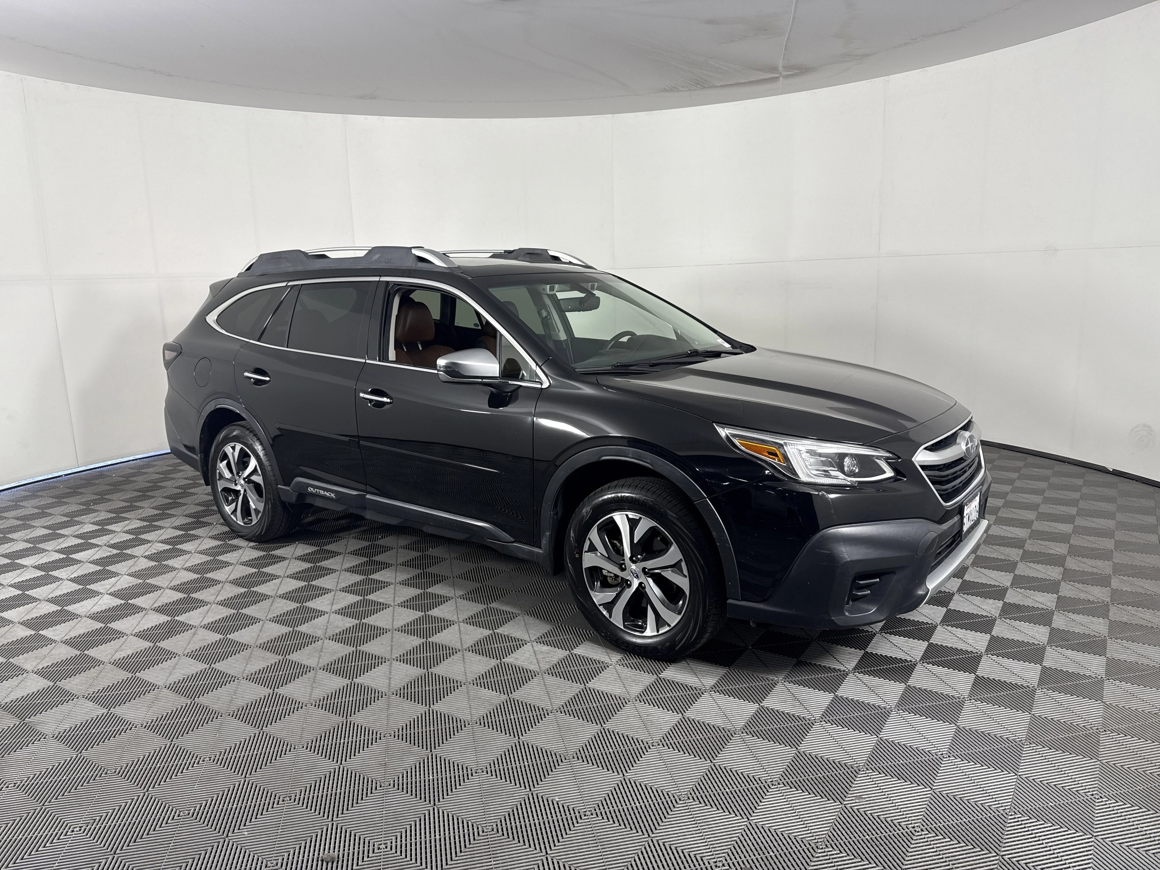 Used 2021 Crystal Black Silica Subaru Touring XT image 4