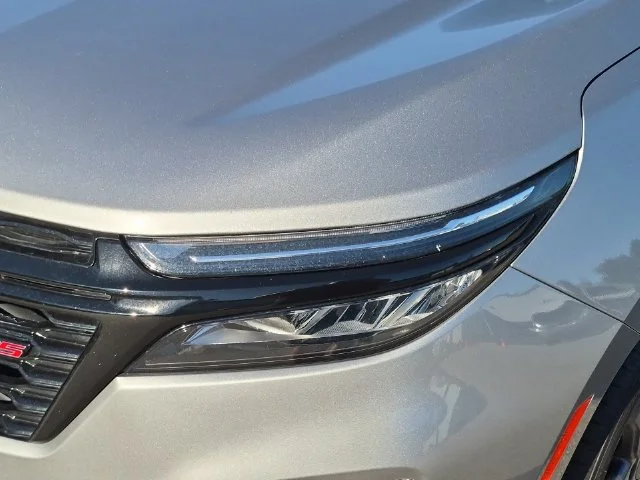 Used 2024 Gray Chevrolet RS image 9