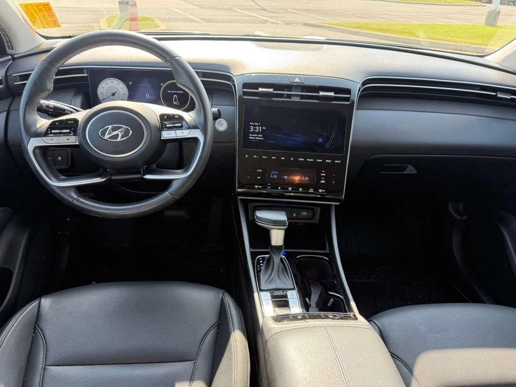 Used 2023 Silver Hyundai XRT image 9