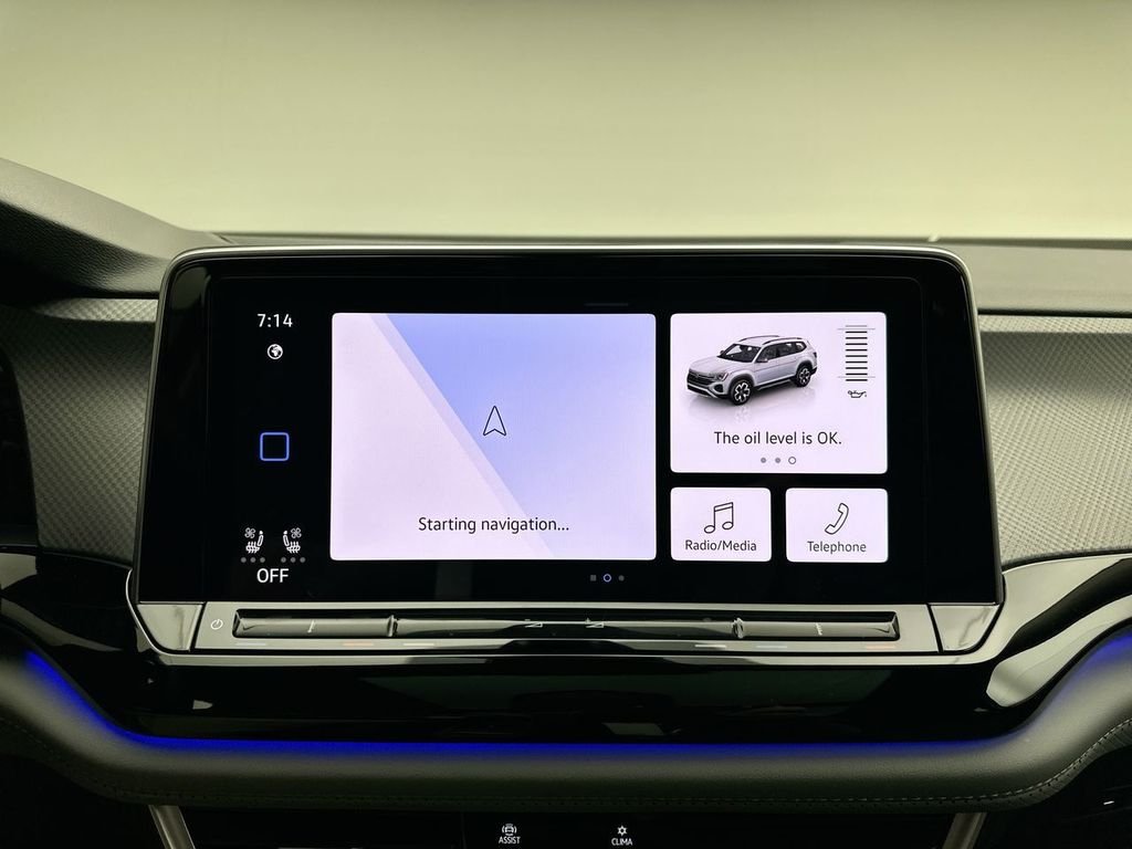 Used 2024 Deep Black Volkswagen 2.0T Peak Edition SE w/Technology image 27