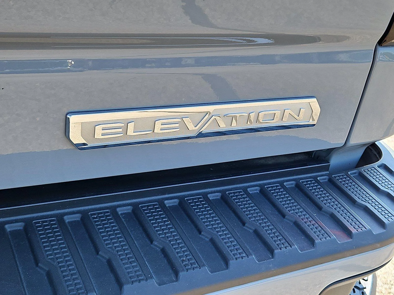Used 2024 Thunderstorm Gray GMC Elevation image 6