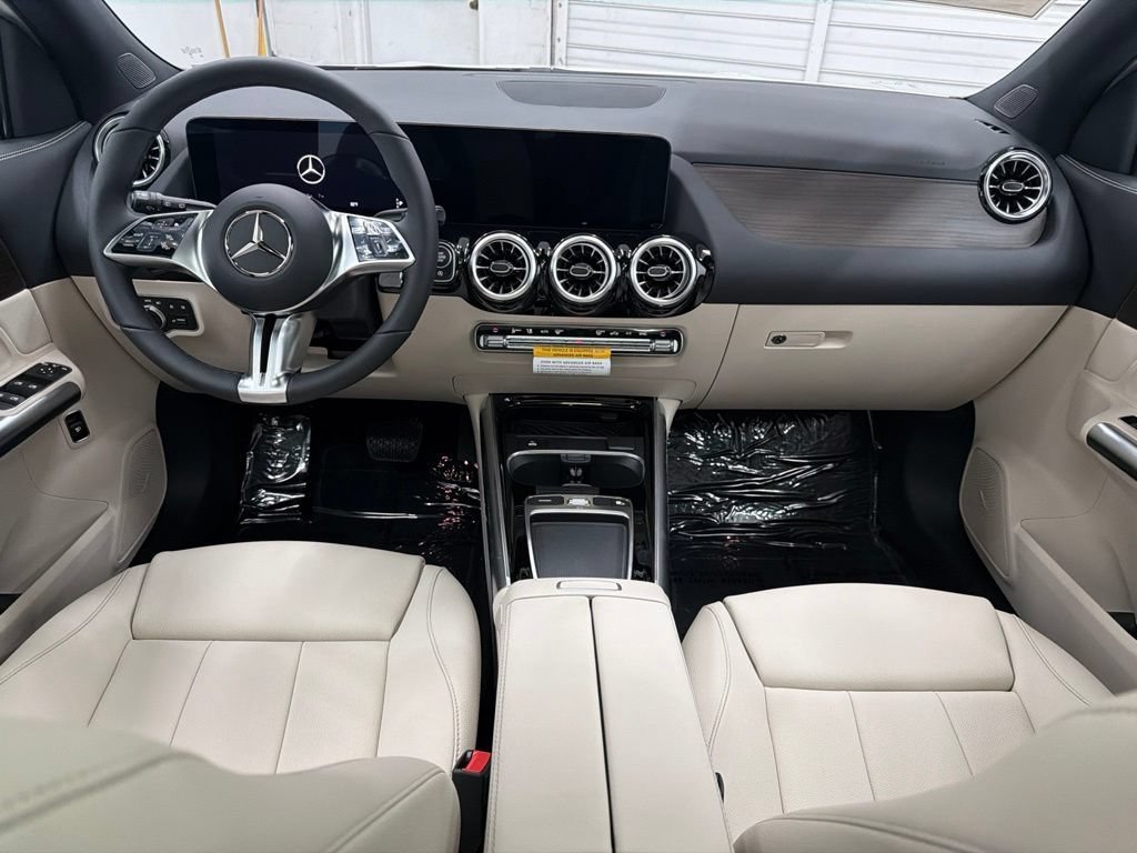 New 2026 Polar White Mercedes-Benz GLA 250 image 56