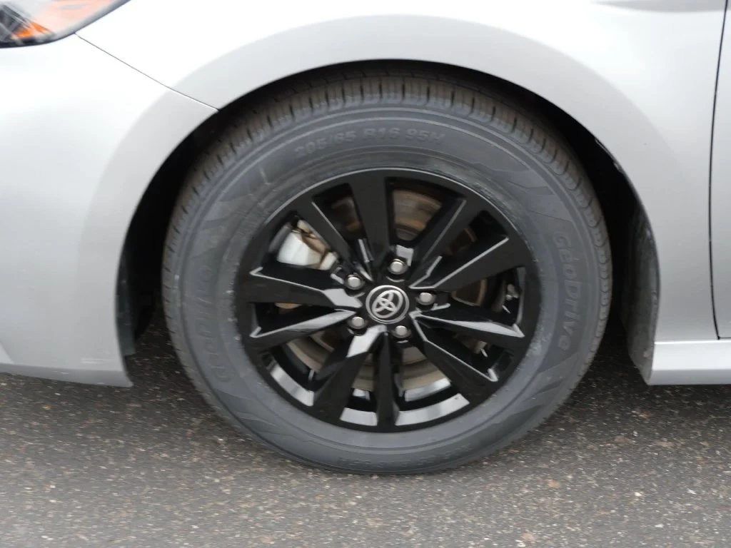 Certified Used 2025 Silver Toyota LE image 8
