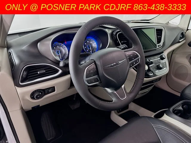 Used 2024 Silver Chrysler Touring L image 9