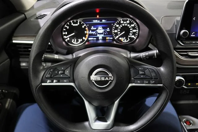 Used 2024 Gun Metallic Nissan 2.5 SV image 17