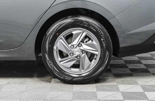 New 2026 Ecotronic Gray Hyundai SE image 9