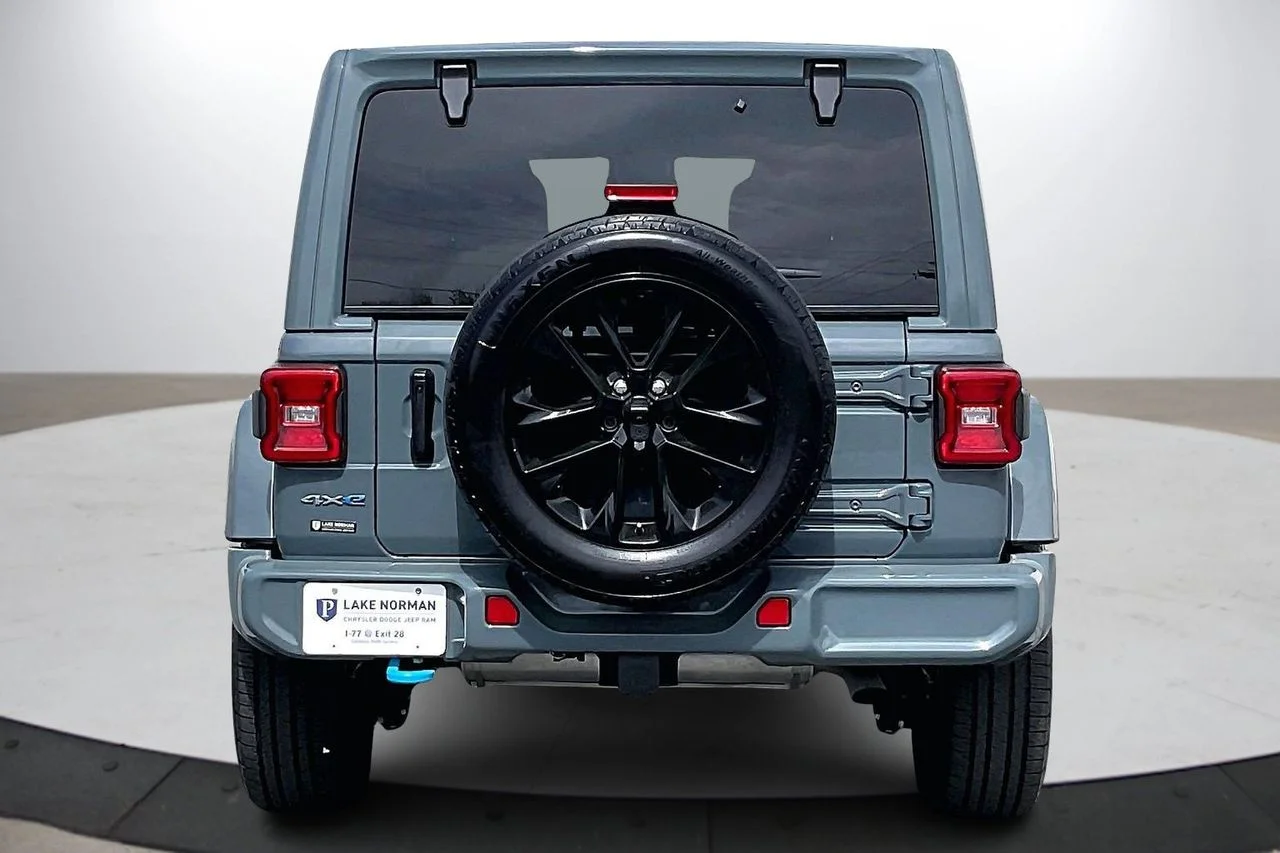 Certified Used 2024 Gray Jeep Sahara 4xe image 8