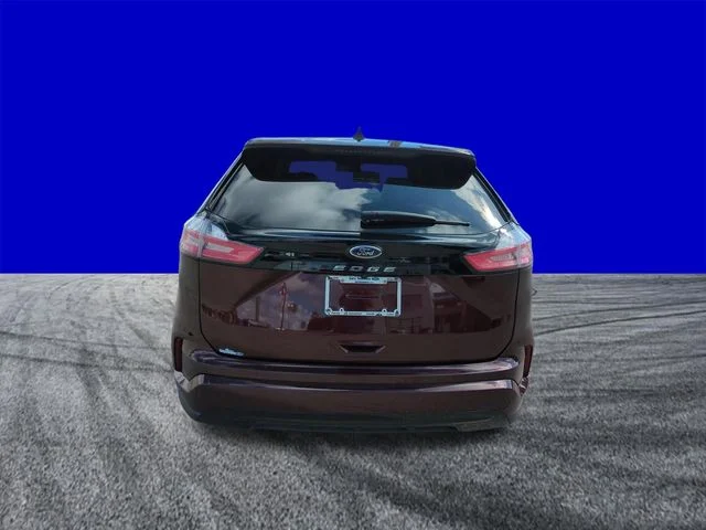 Used 2023 Burgundy Ford ST Line image 5