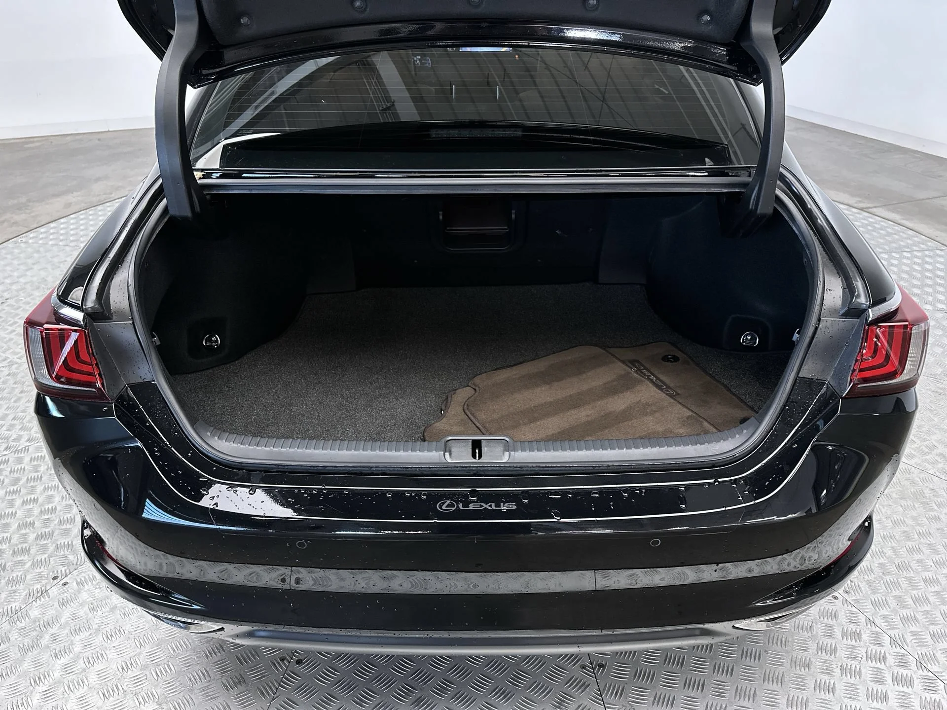 Used 2020 Obsidian Lexus ES 350 Luxury image 26