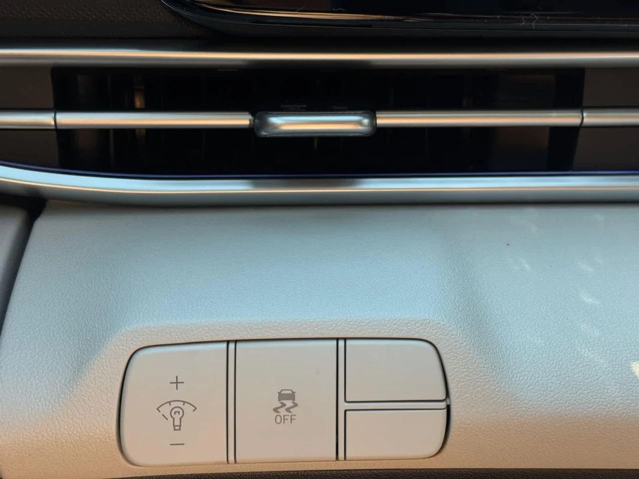 New 2026 Gray Hyundai Limited image 14