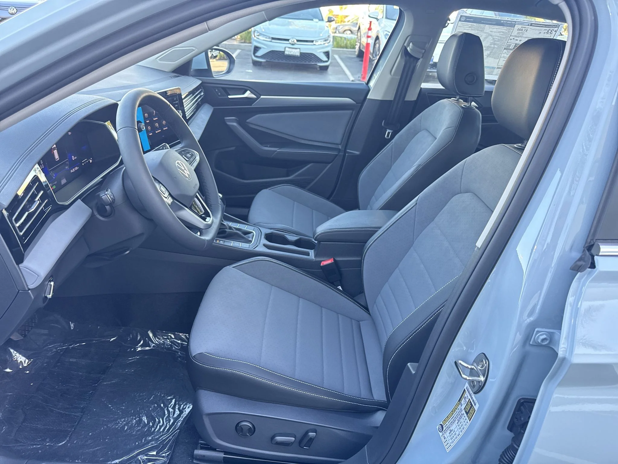 New 2027 Monument Gray Volkswagen SE image 14