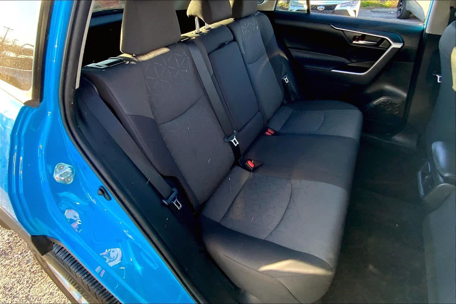 Used 2021 Blue Flame Toyota XLE image 19