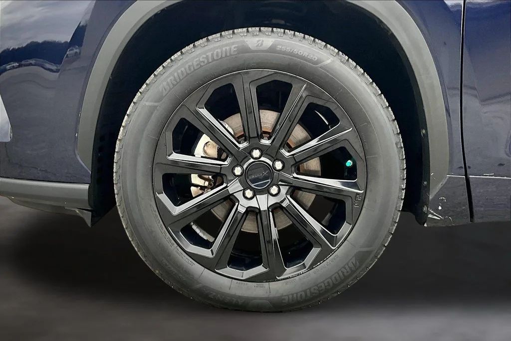 Used 2021 Blue Toyota XLE image 34