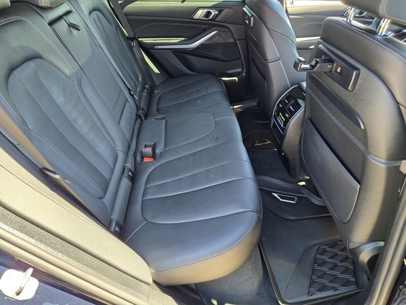 Used 2022 Carbon Black Metallic BMW SDRIVE40I SPORTS ACTIVITY VEHICLE image 16