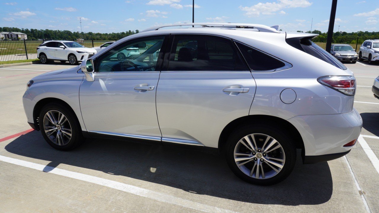 Used 2015 Silver Lexus  image 6