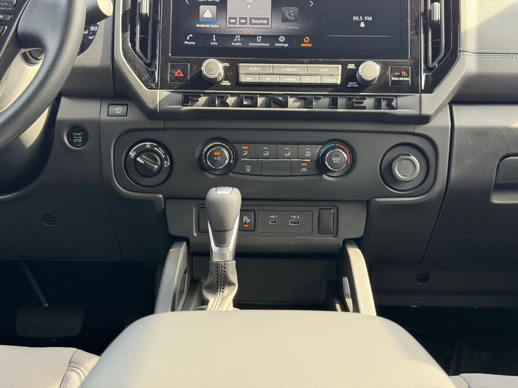 New 2026 Glacier White Nissan SV image 23