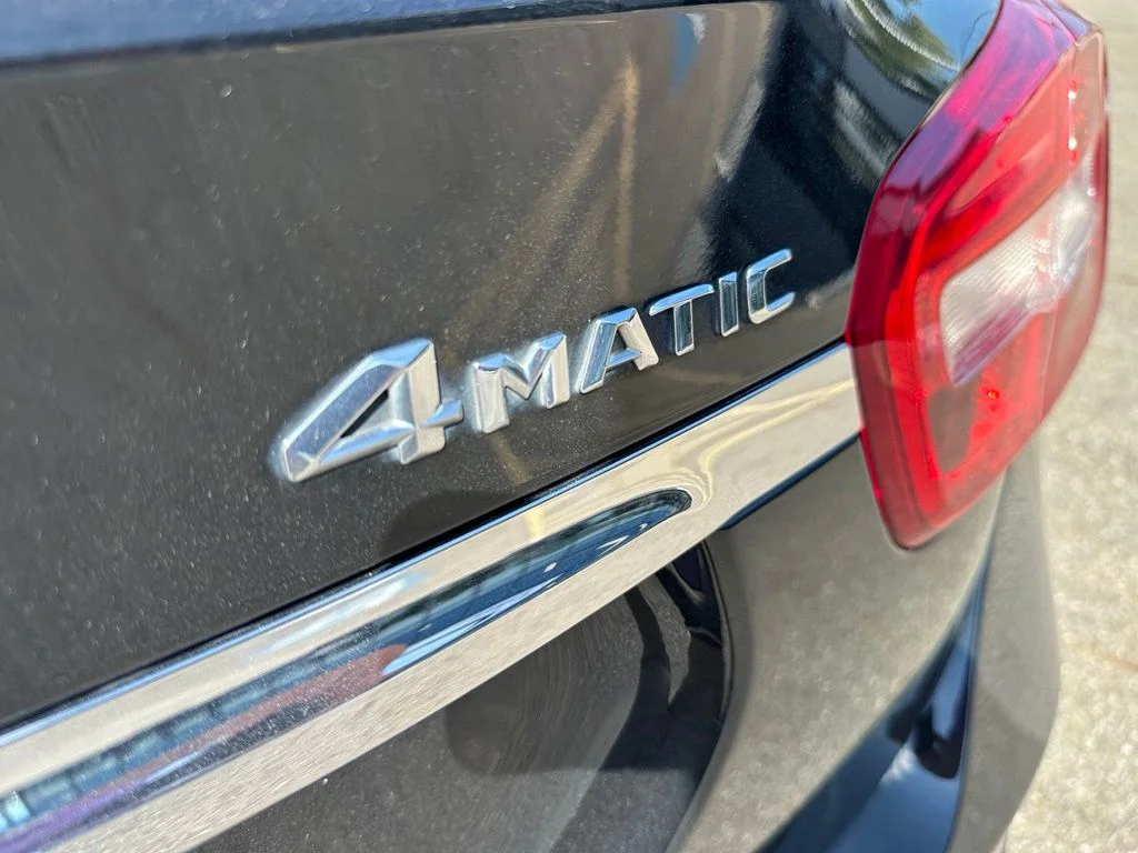Used 2015 Black Mercedes-Benz GLA 250 image 11