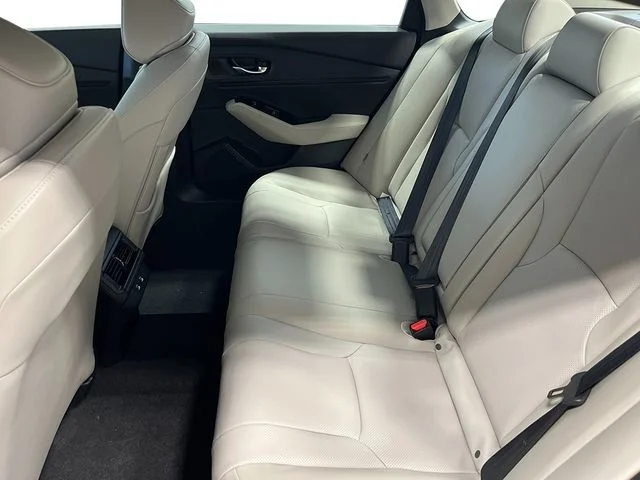 New 2026 Platinum White Pearl Honda Touring image 23