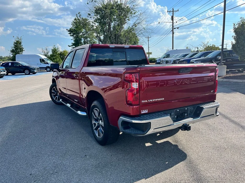 Used 2019 Red Chevrolet LT image 4
