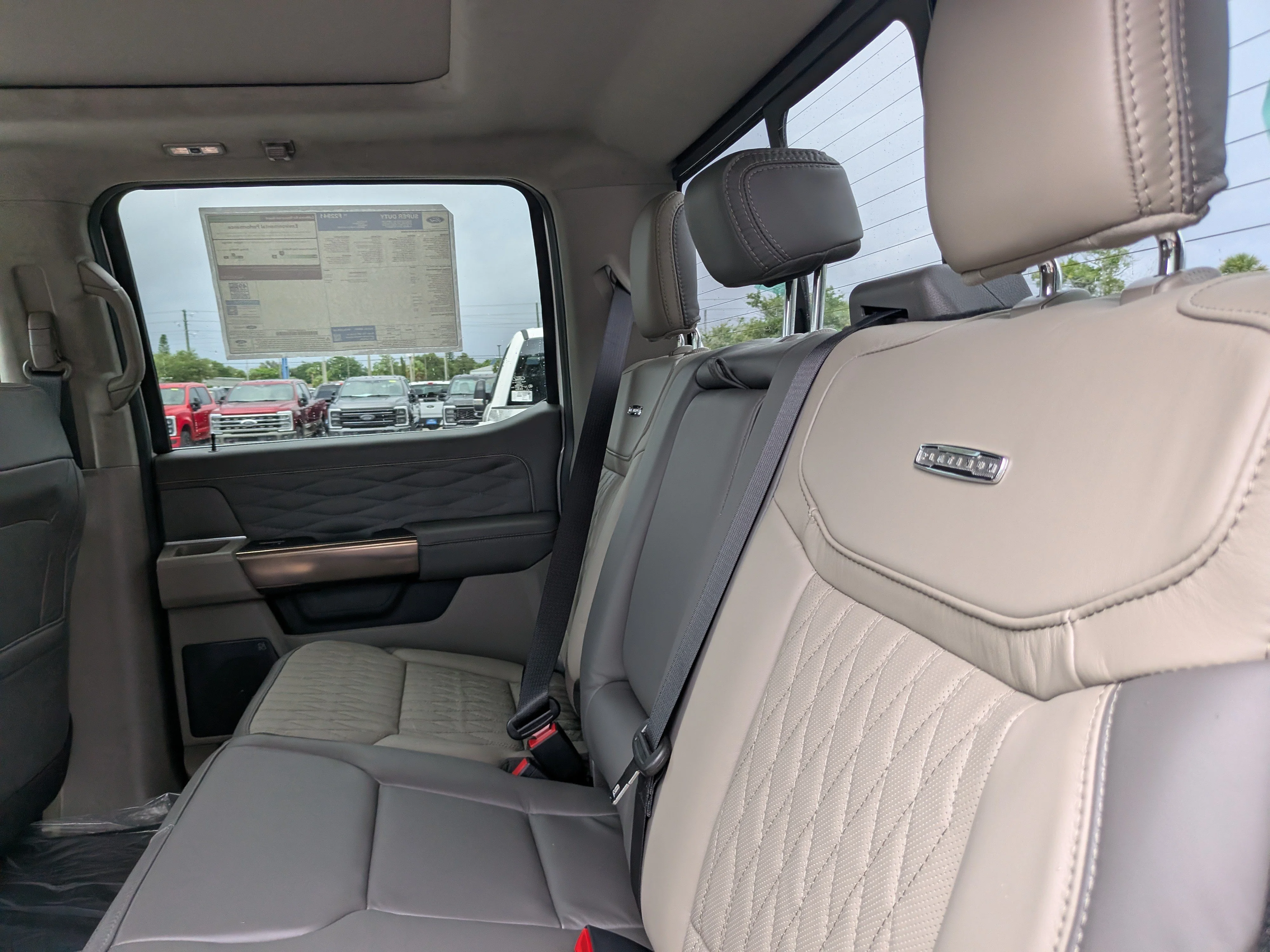 New 2026 Star White Metallic Tri-Coat Ford F-250® Platinum® image 17