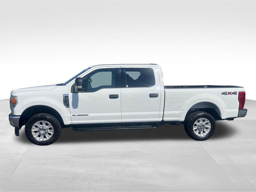 Used 2022 White Ford XLT image 2