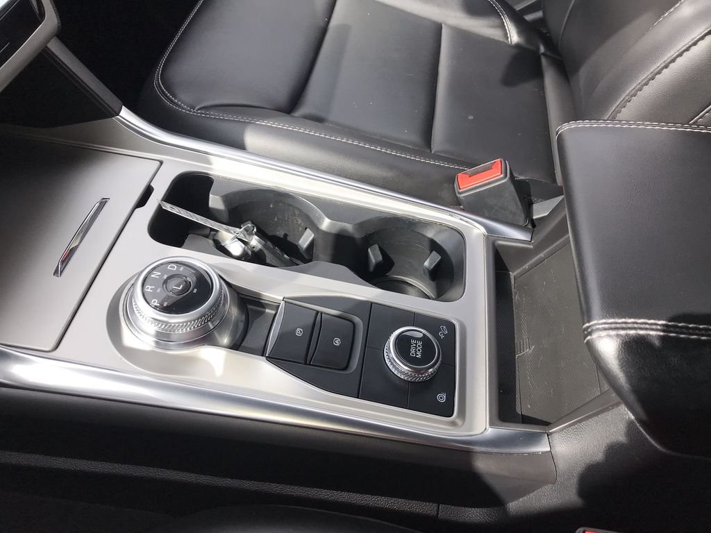 Used 2022 Silver Ford XLT image 21