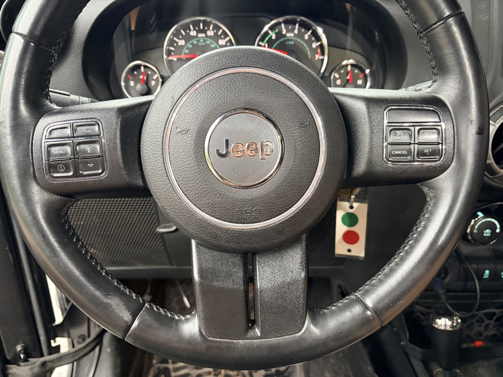 Used 2017 Granite Crystal Metallic Clearcoat Jeep Sport image 13