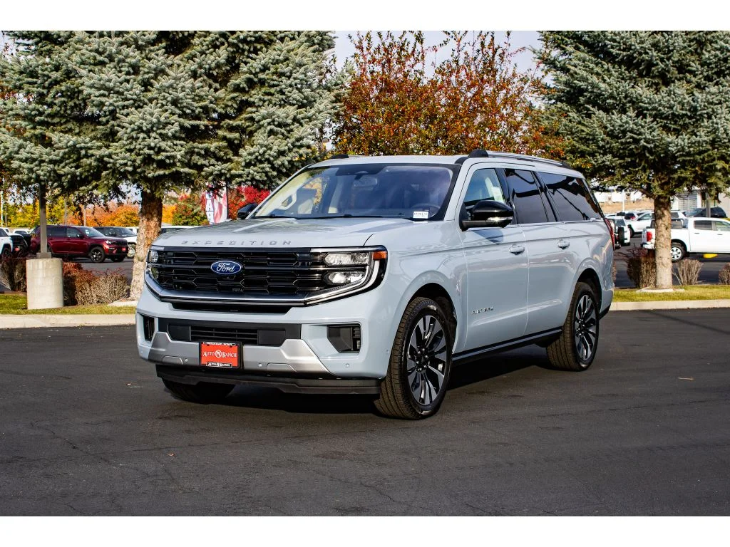New 2025 Glacier Gray Metallic Tc Ford Platinum image 4