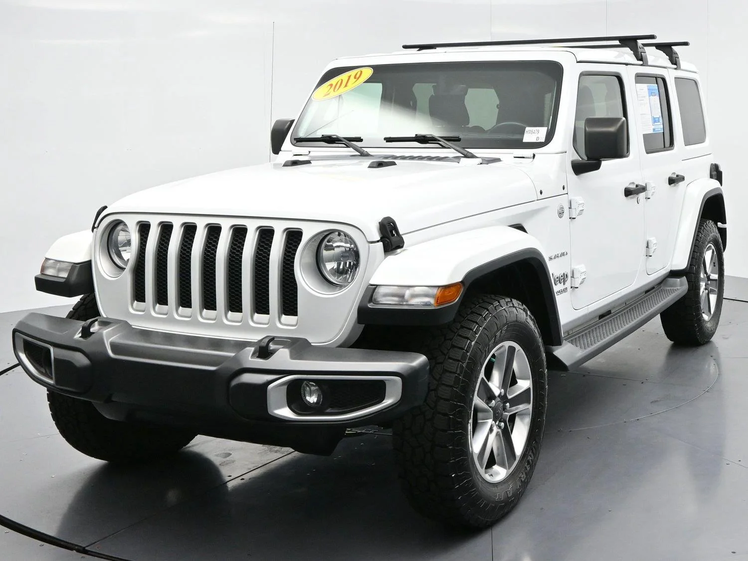 Used 2019 Bright White Clearcoat Jeep Sahara image 3