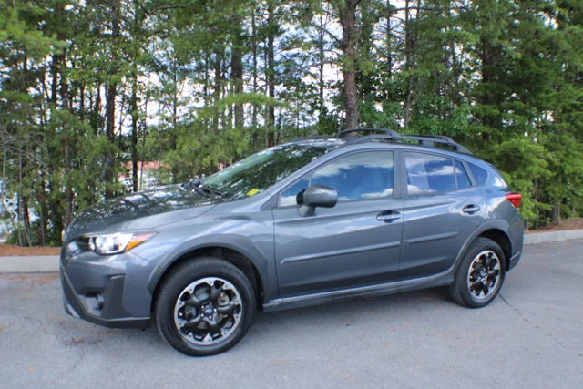 Used 2021 Magnetite Gray Metallic Subaru Premium image 4