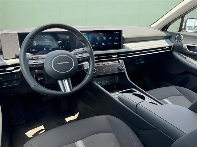 2026 Hyundai Sonata SEL - Photo 15
