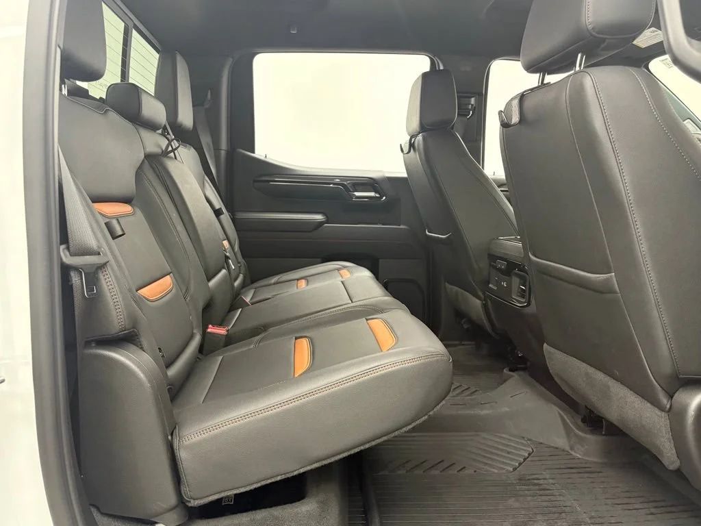 Used 2024 Summit White GMC AT4 image 34