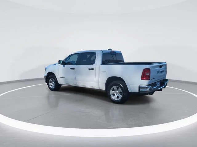Used 2025 White Ram Big Horn/Lone Star image 6