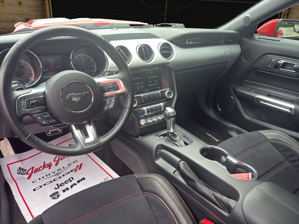 Used 2015 Race Red Ford GT Premium image 19
