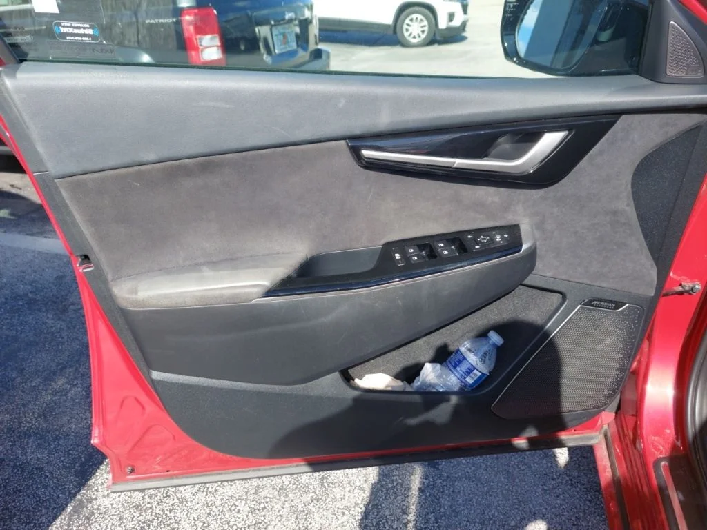 Used 2023 Runway Red Kia GT image 2