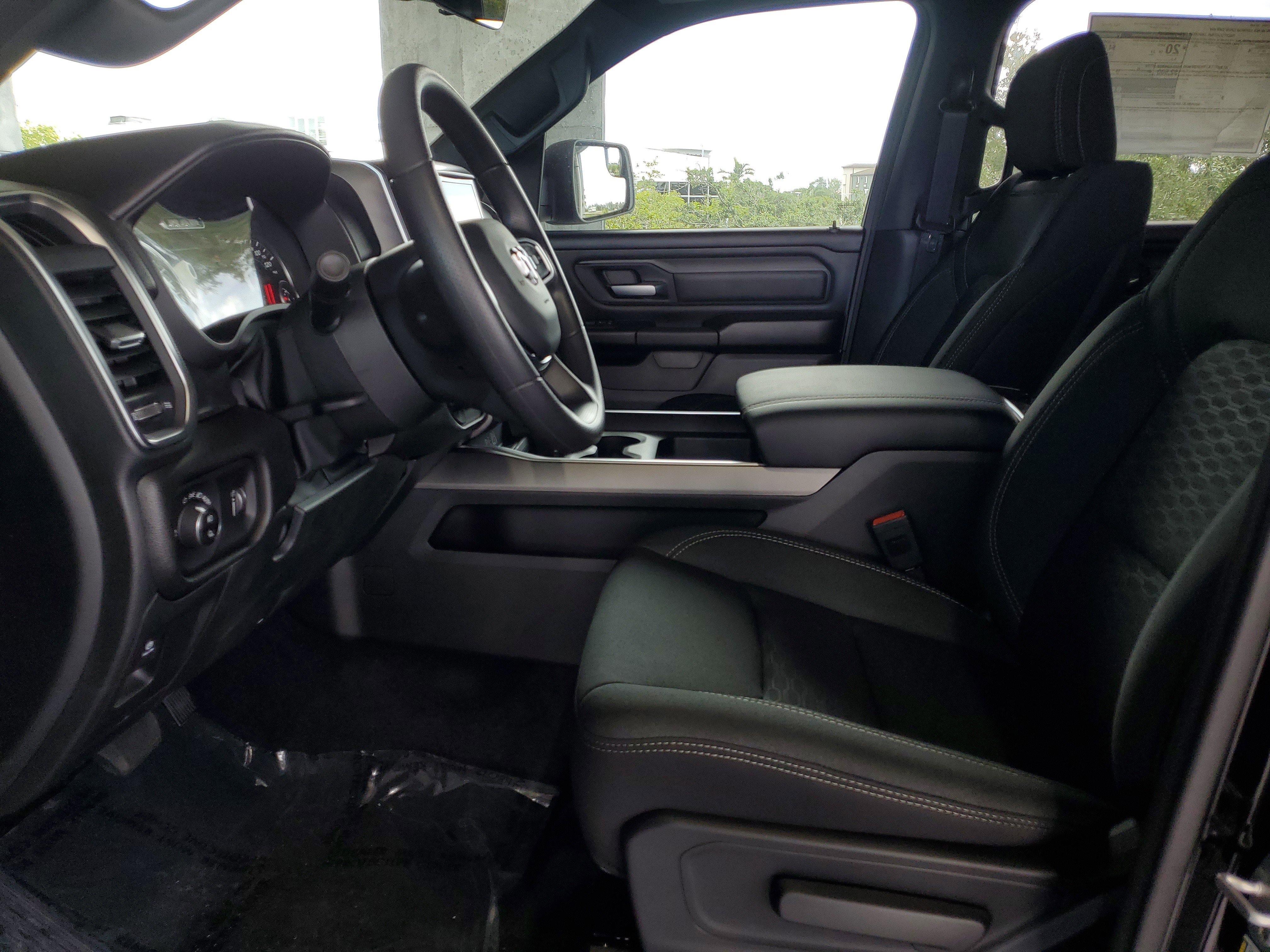 New 2026 Diamond Black Crystal Pearl-Coat Exterior Paint RAM Express image 16