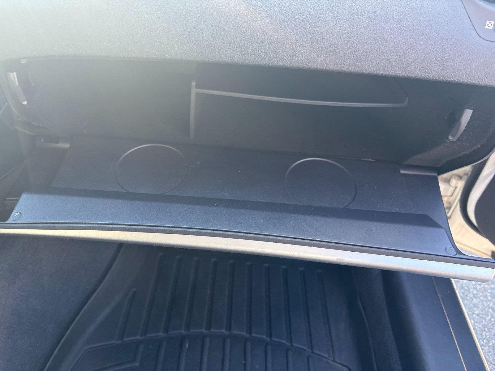 Used 2013 Starfire Pearl Lexus Base image 40
