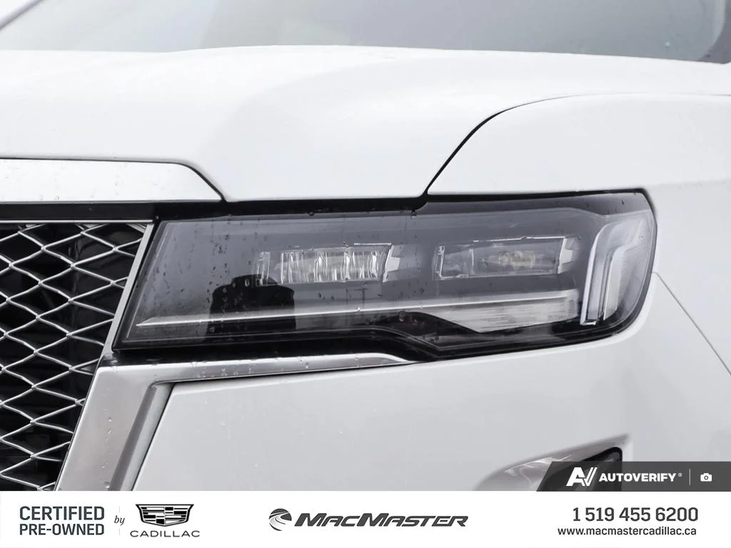 Certified Used 2022  Cadillac Premium Luxury image 22