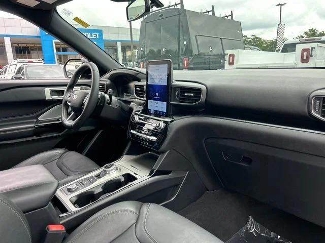 Used 2022 Black Ford ST image 36