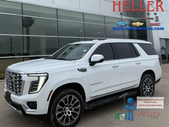 Used 2025 Summit White GMC Denali image 1
