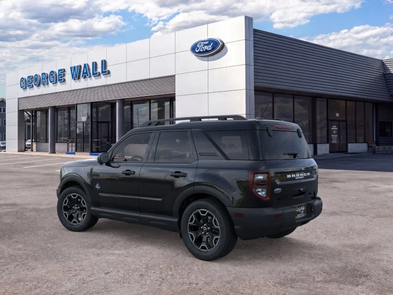 New 2026 Shadow Black Ford Outer Banks® image 27