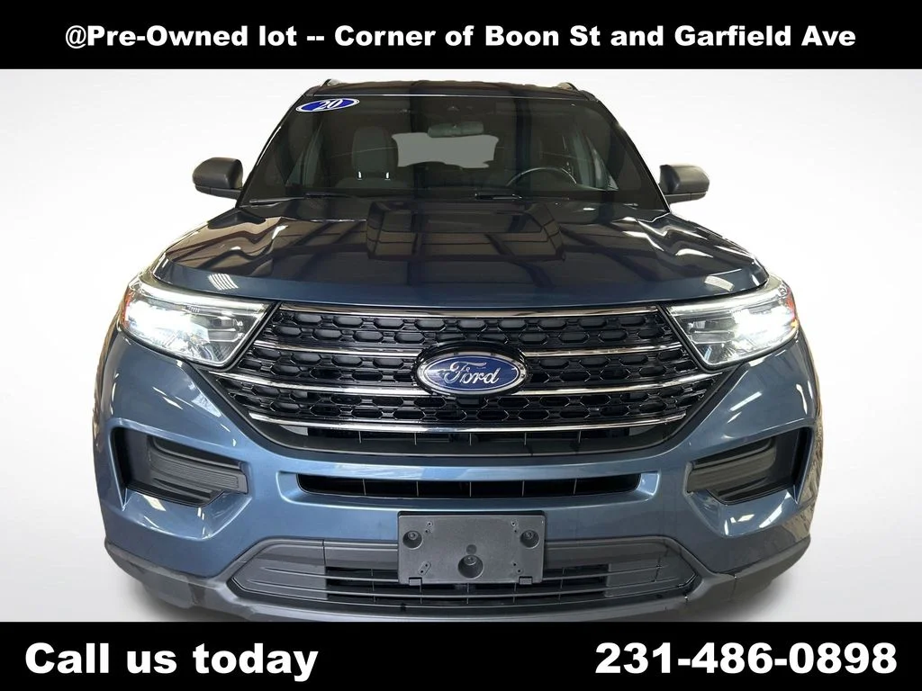 Used 2020 Blue Ford XLT image 8