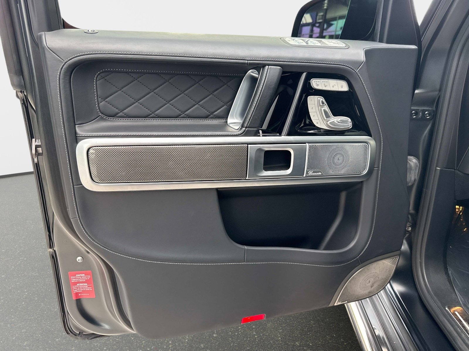 Certified Used 2022 MANUFAKTUR Night Black Magno Mercedes-Benz G 63 AMG® image 17
