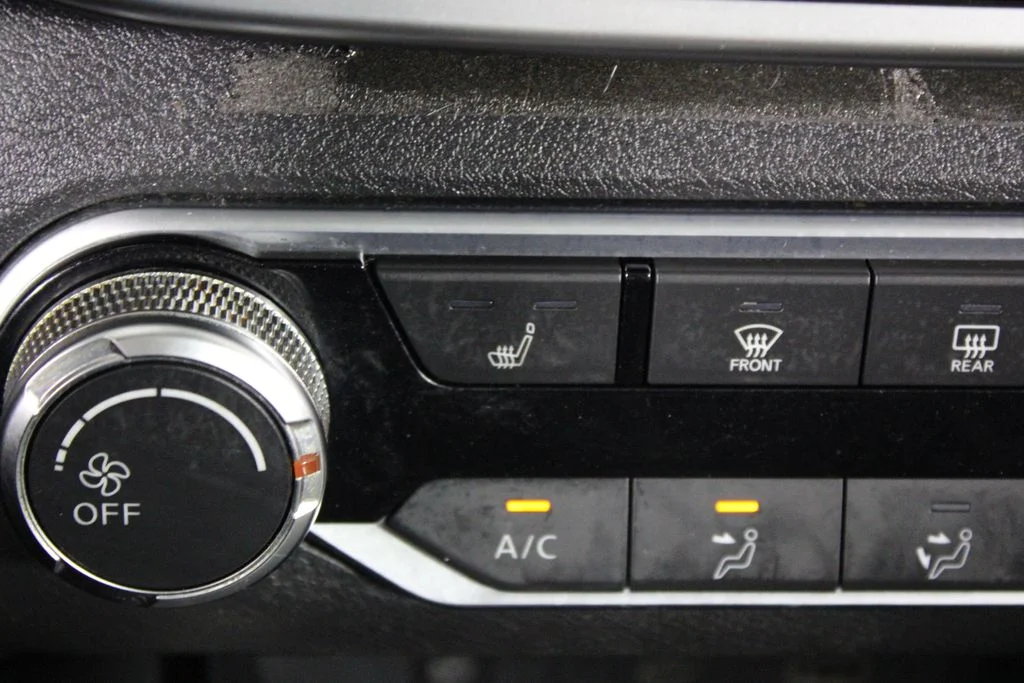 2023 Nissan Altima SR - Photo 28
